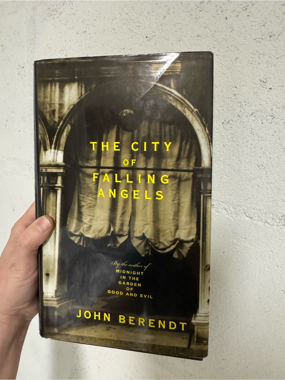 John Berendt The City of Falling Angels Hardcover Book - Black/Yellow